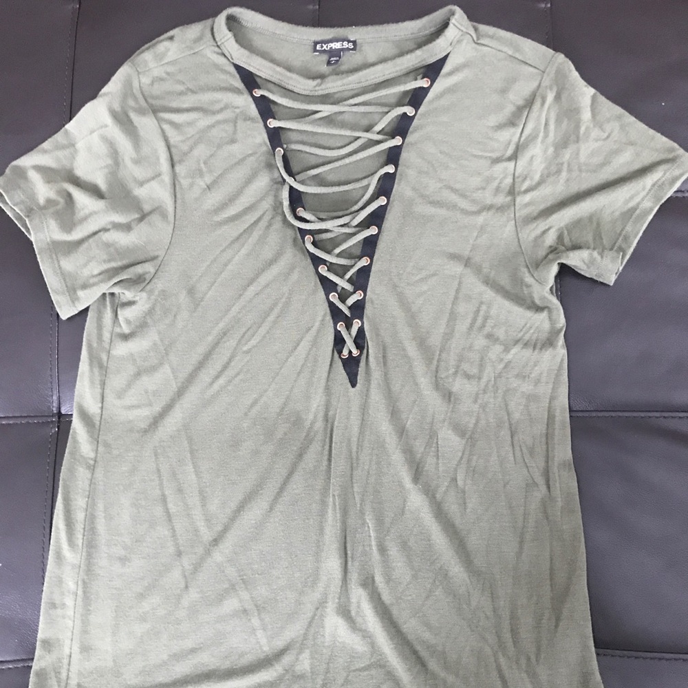 Express T-Shirt
